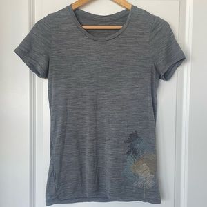 Icebreaker Tech Lite II women’s merino wool short sleeve t-shirt